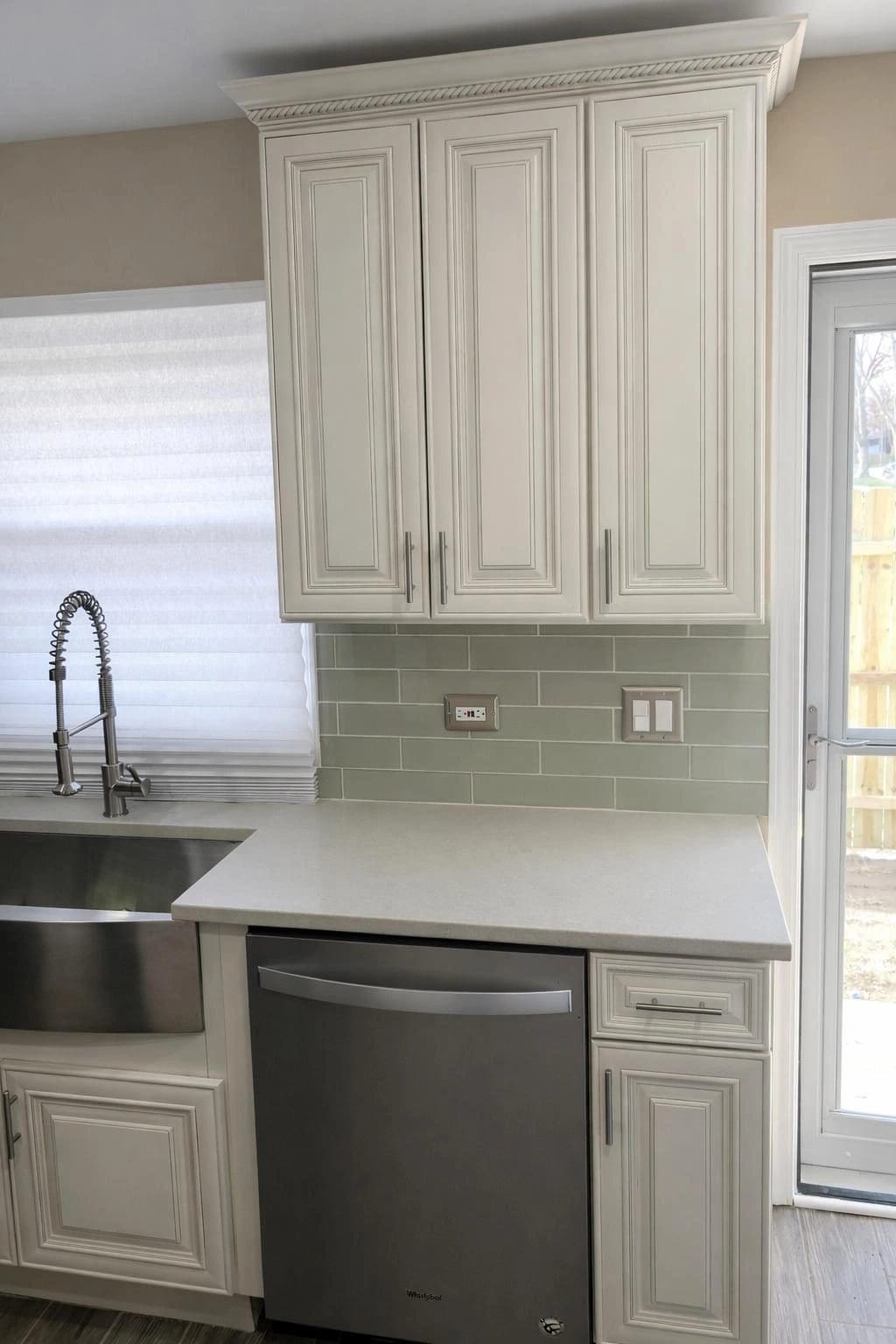 Charleston White kitchen cabinets installed in a Dolton, IL home